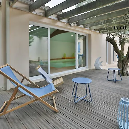 Villa O